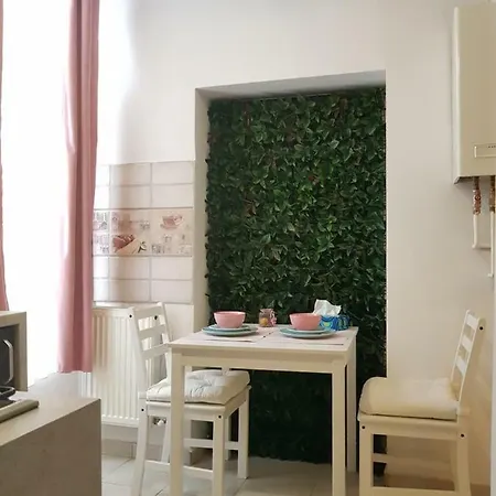 Appartement Le Chateau - Old Town Boekarest